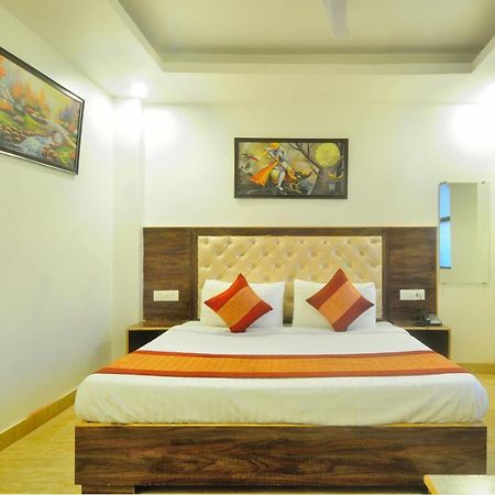 Hotel Noida Delight מראה חיצוני תמונה