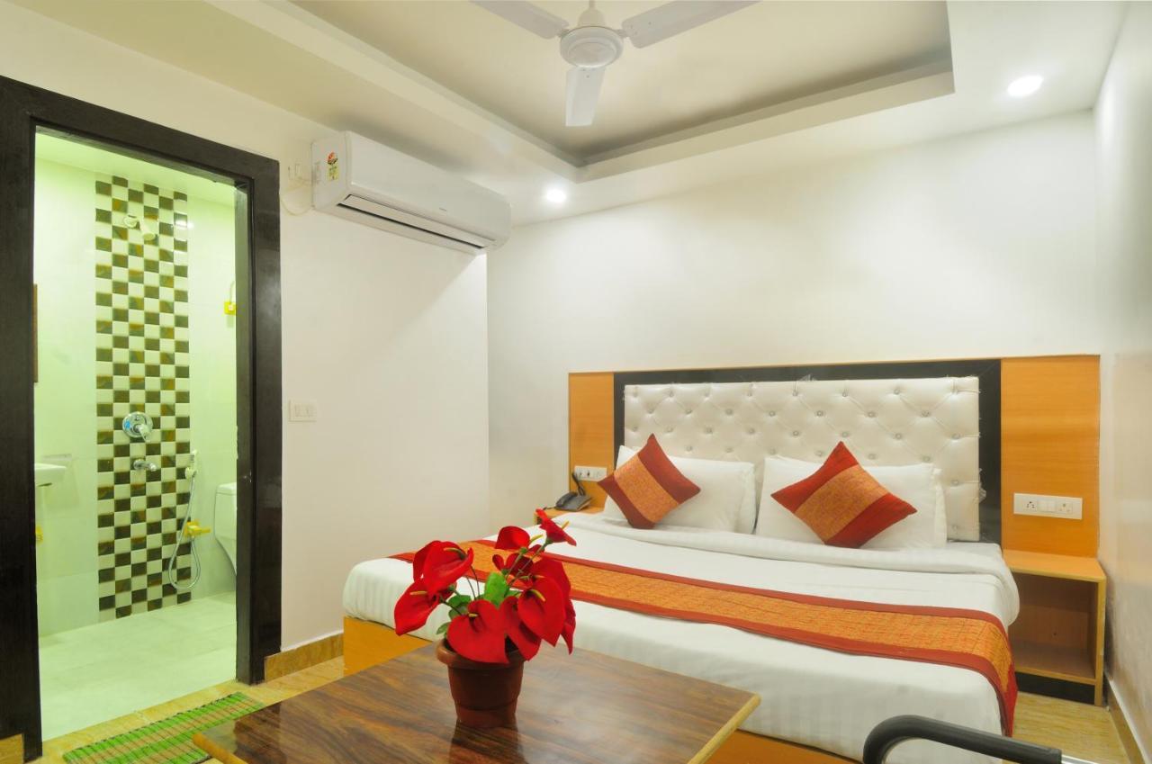 Hotel Noida Delight מראה חיצוני תמונה
