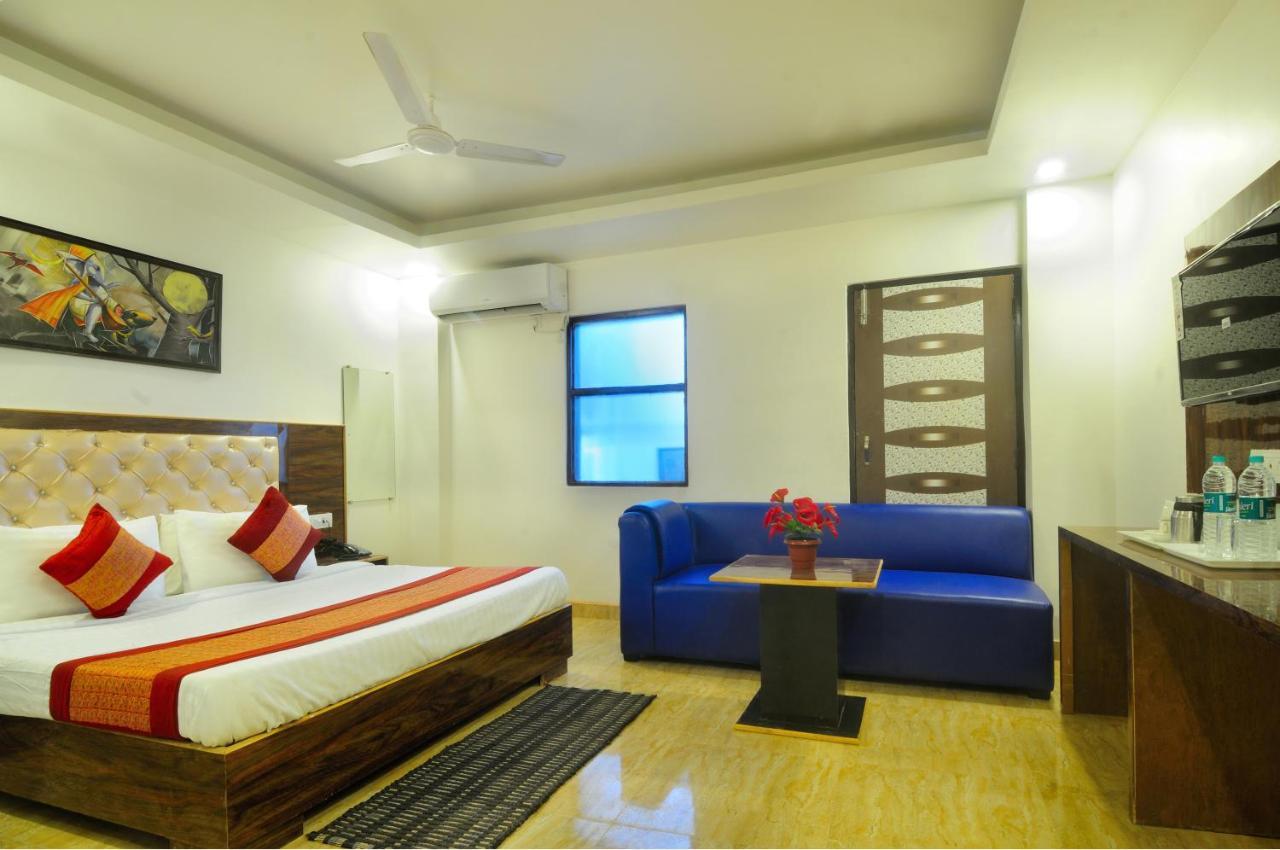 Hotel Noida Delight מראה חיצוני תמונה